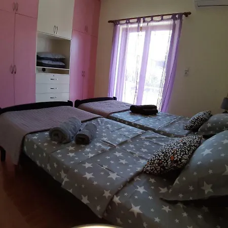 Angela Apartment Ksamil